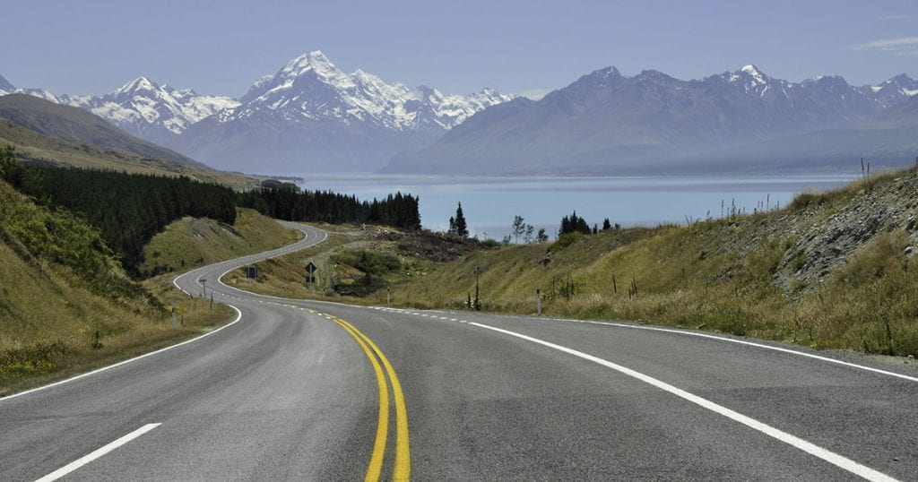 S-shape lead-in lines landscape New-Zealand

composition in landscape photography